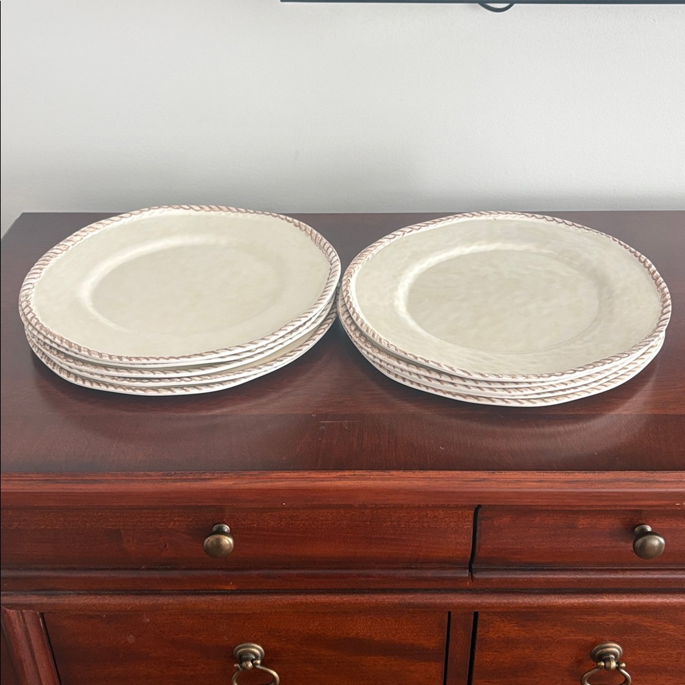 Set of 10 melamine dishes in good condition only used twice